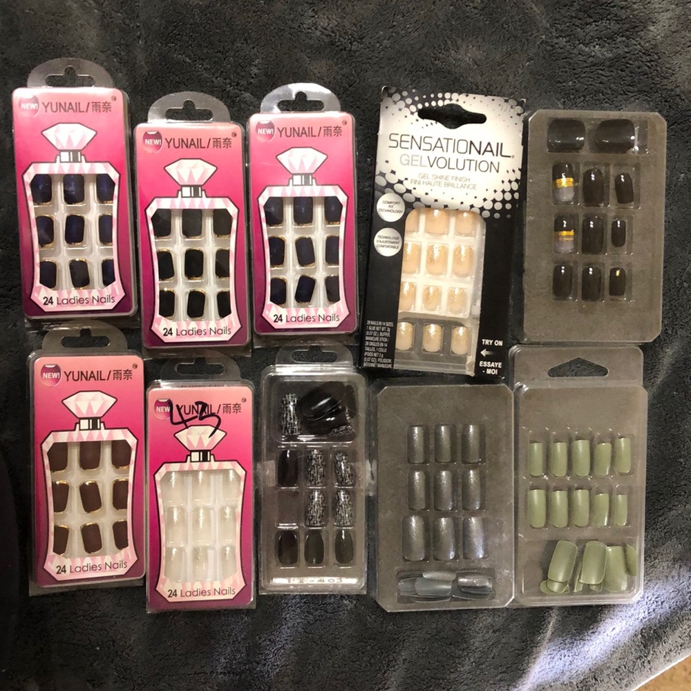 Set of 10 Glue-On False Nails